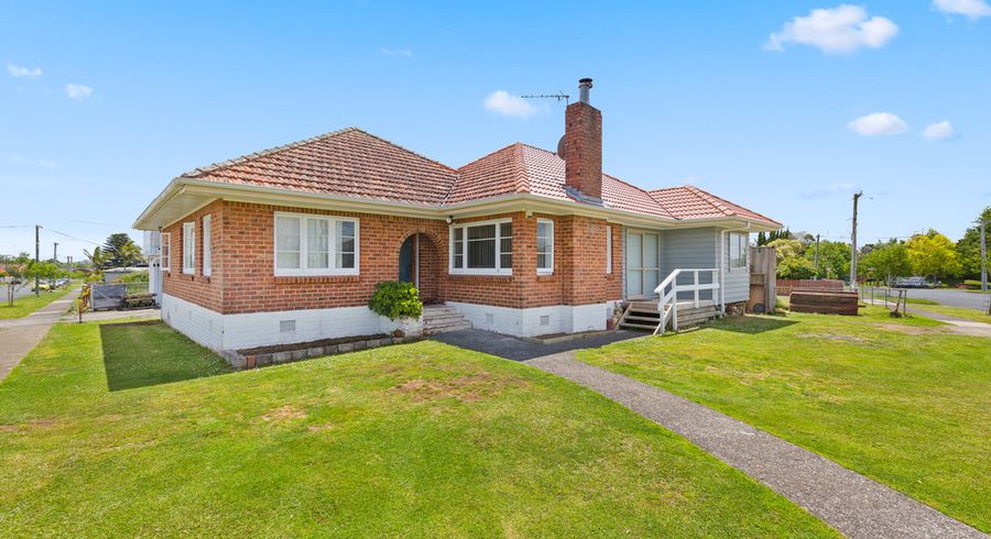  at 12 Maxwell Avenue, Papatoetoe, Auckland