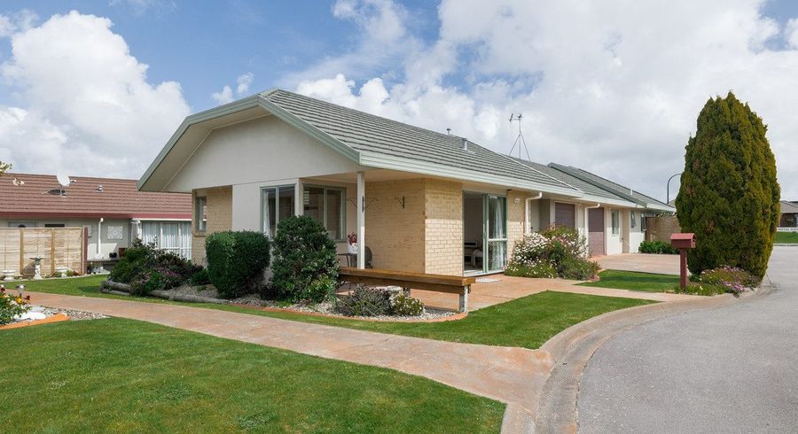  at 5 Royal Fern, Kelvin Grove, Palmerston North, Manawatu / Whanganui
