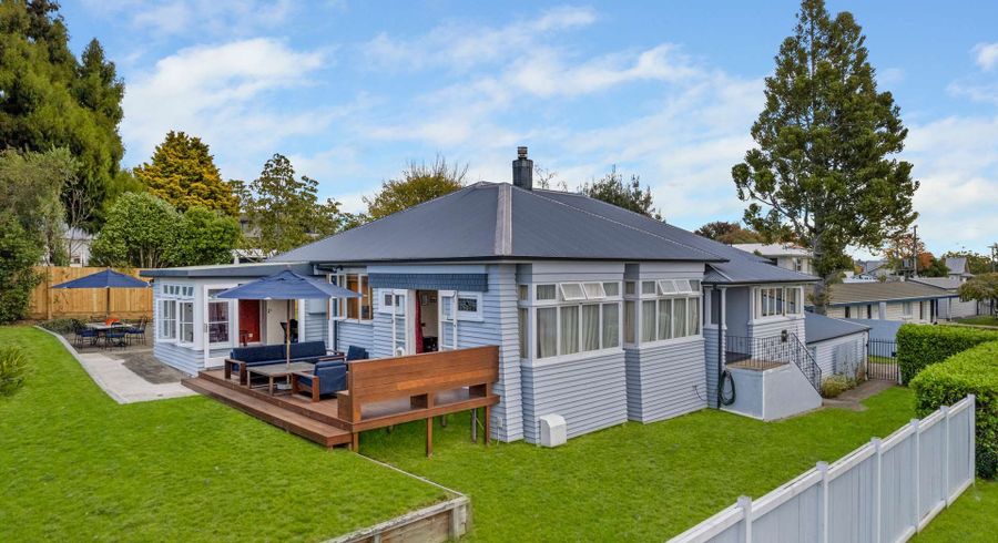  at 2 Mansel Avenue, Hillcrest, Hamilton, Waikato