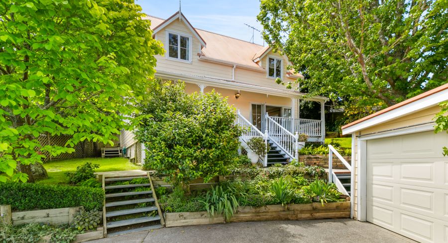  at 19 Heathglen Place, Bayview, Auckland