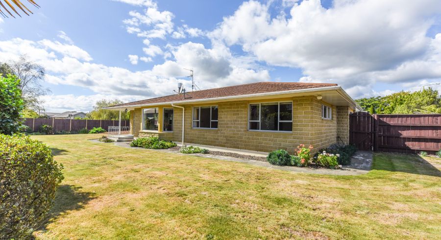  at 8 Snowden Place, Brightwater, Brightwater