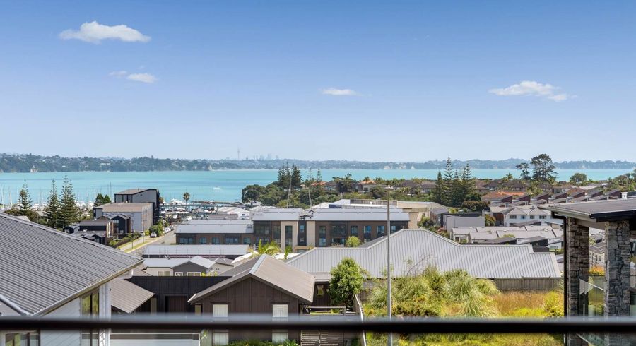  at 55 Eighth View Avenue, Beachlands, Manukau City, Auckland