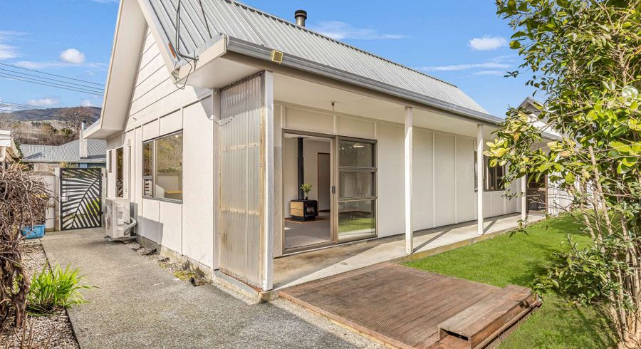  at 2/12 Arapiki Road, Stoke, Nelson, Nelson / Tasman