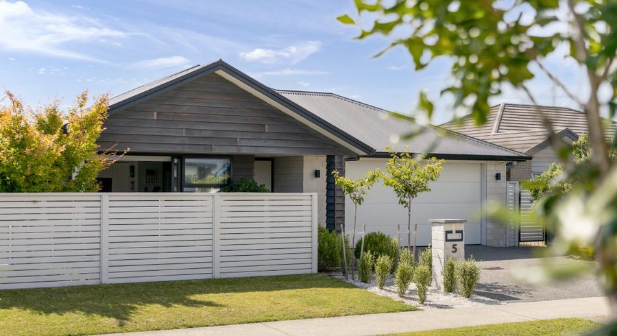  at 5 Kanono Close, Papamoa Beach, Papamoa