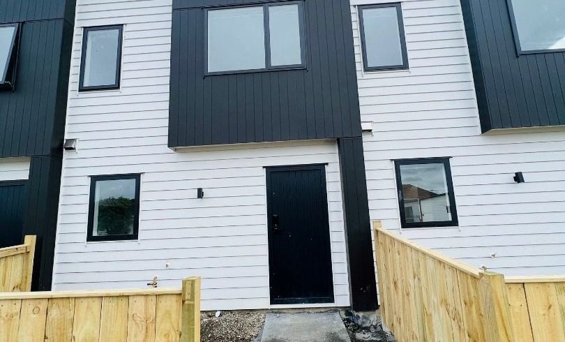  at 2/228 Shirley Rd , Papatoetoe, Manukau City, Auckland