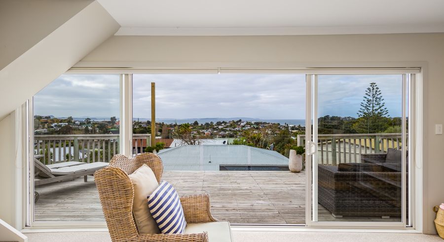  at 3 Norfolk Road, Stanmore Bay, Whangaparaoa