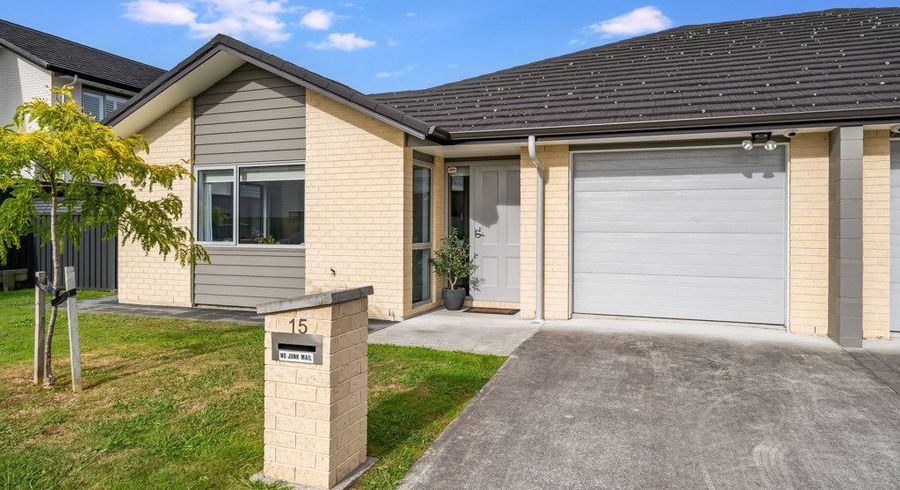  at 15 Chalfont Road, Silverstream, Upper Hutt