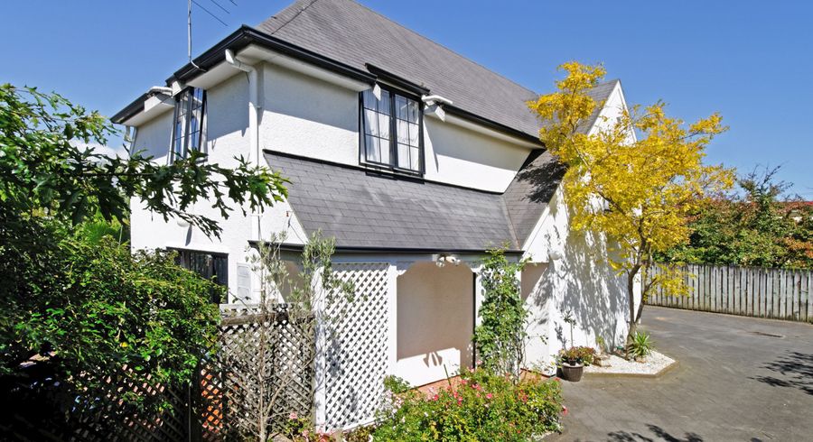  at 4/4 Whitworth Road, Mount Eden, Auckland