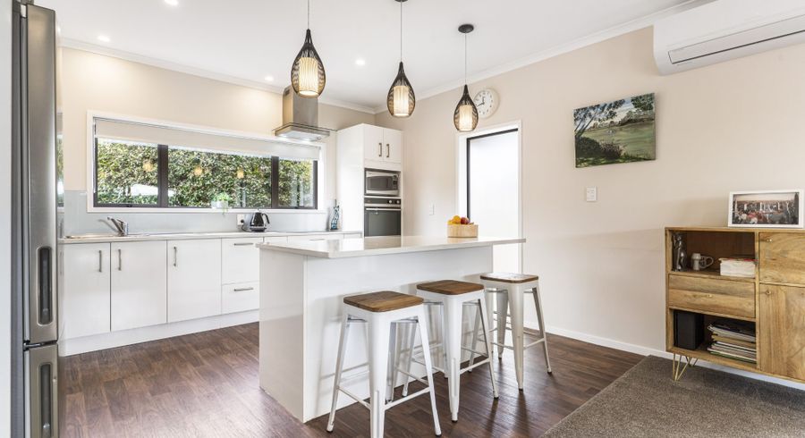  at 38 Lakeside Drive, Pahurehure, Papakura