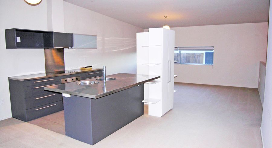  at 19/2 Onslow Road, Khandallah, Wellington