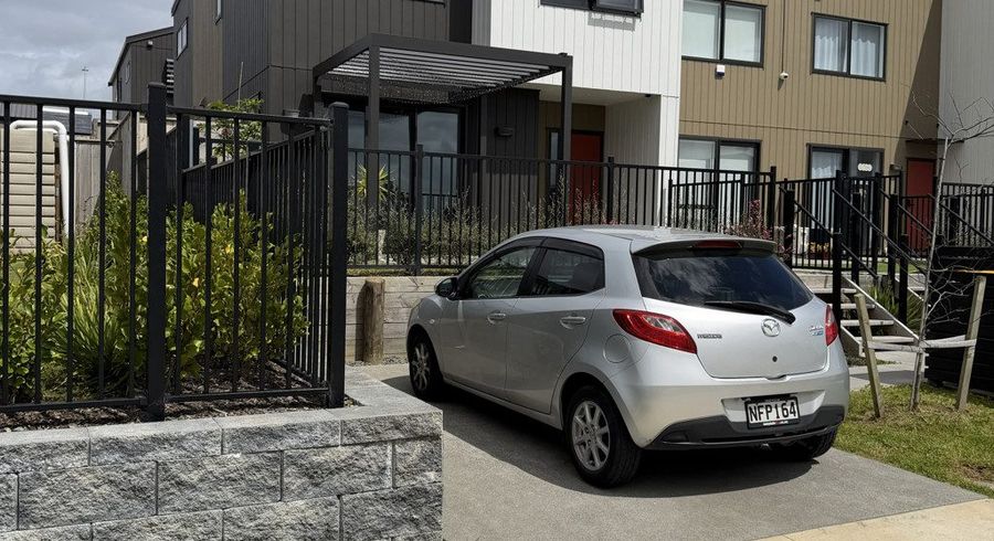  at 4 Rautahi Street, Flat Bush, Manukau City, Auckland