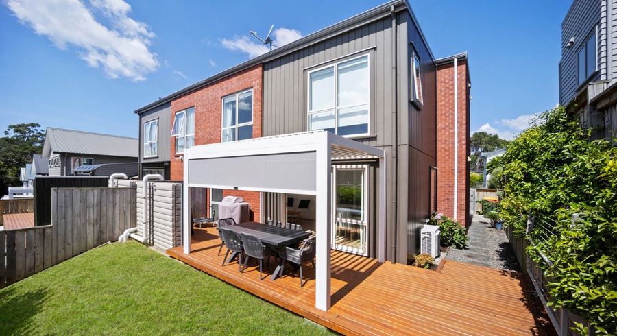  at 9 Orowaru Avenue, Massey, Waitakere City, Auckland