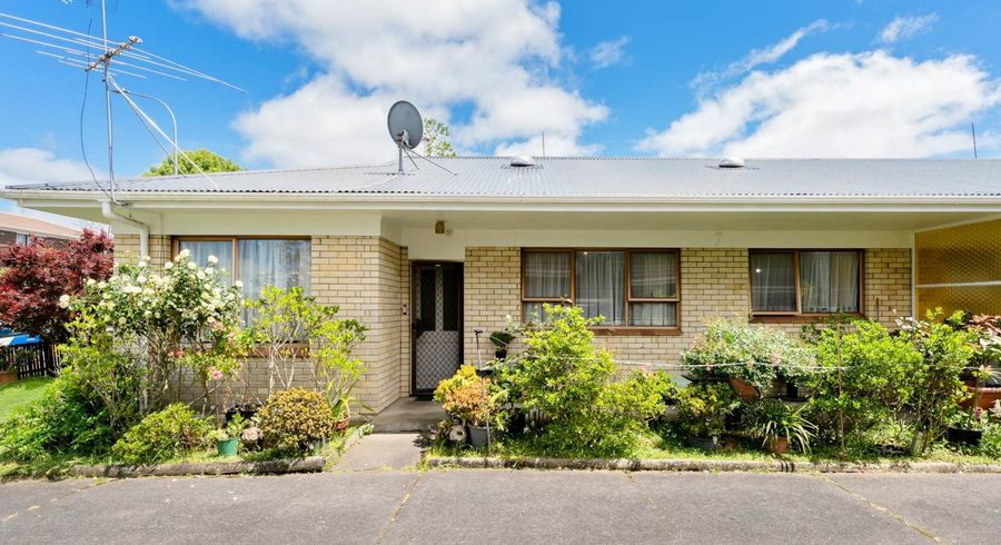  at 52a Butterworth Drive, Glendene, Waitakere City, Auckland