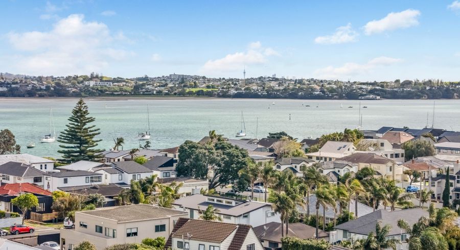  at 3/19 Devon Road, Bucklands Beach, Auckland