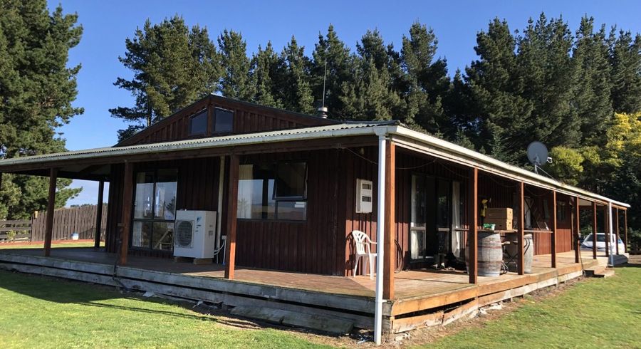  at 17 Hokio Sand Road, Hokio Beach, Levin