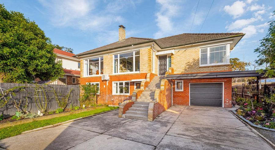  at 7 Waterfront Road, Mangere Bridge, Auckland