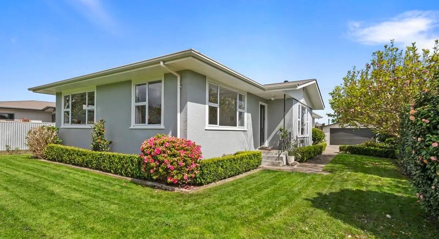  at 42 Park Road, West End, Palmerston North