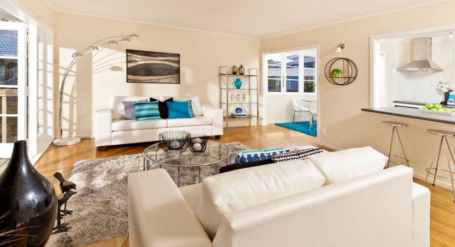  at 2/7 Vera Road, Te Atatu South, Waitakere City, Auckland
