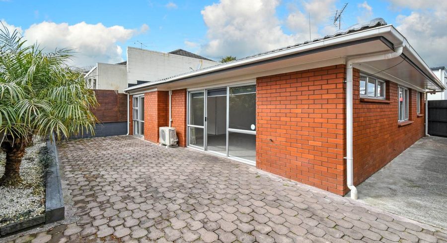  at 2/15 East Street, Papakura, Papakura, Auckland