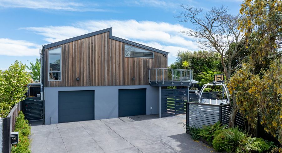  at 19 Abbotts Place, Avonhead, Christchurch City, Canterbury
