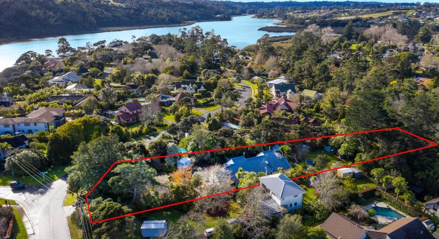  at 101 Roland Road, Greenhithe, Auckland