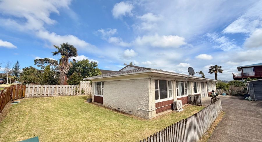  at 1/12 Seaforth Avenue, Mangere Bridge, Manukau City, Auckland