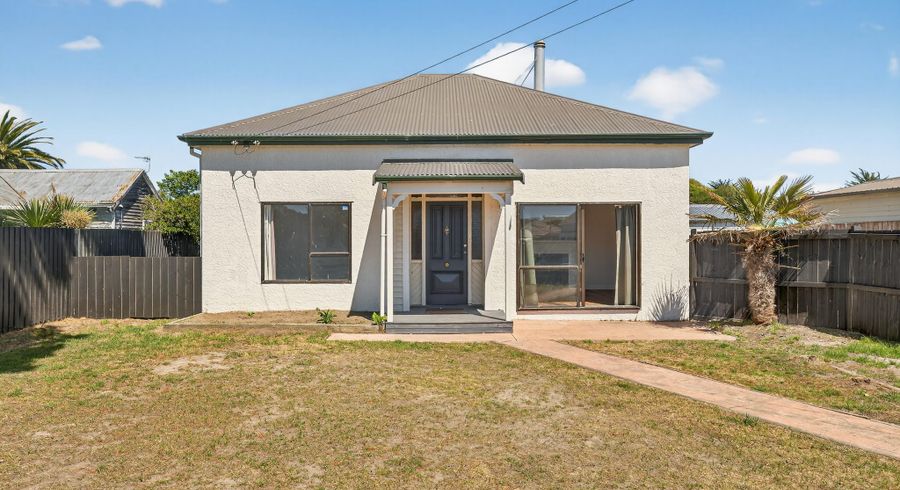  at 108 Oram Avenue, New Brighton, Christchurch City, Canterbury