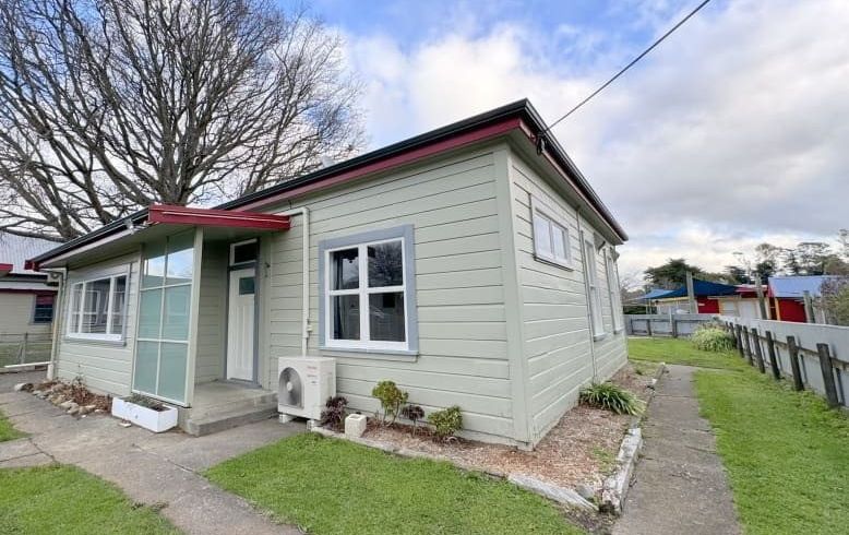  at 23 Kenderdine Road, Papatoetoe, Auckland