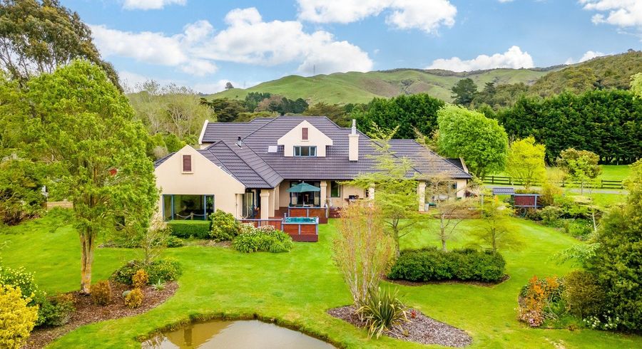  at 43 TVL Road, Blue Mountains, Upper Hutt, Wellington