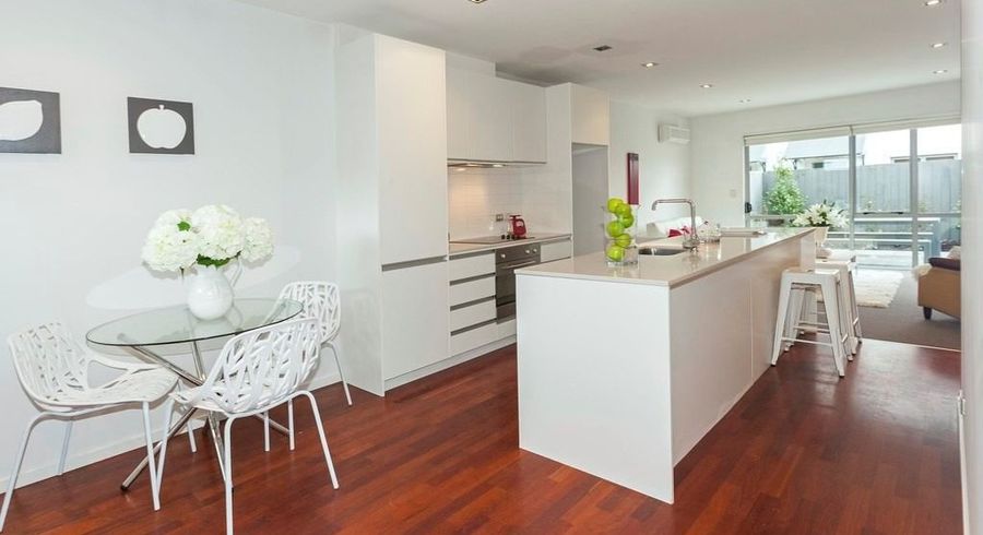  at 32E Champion Street, Edgeware, Christchurch