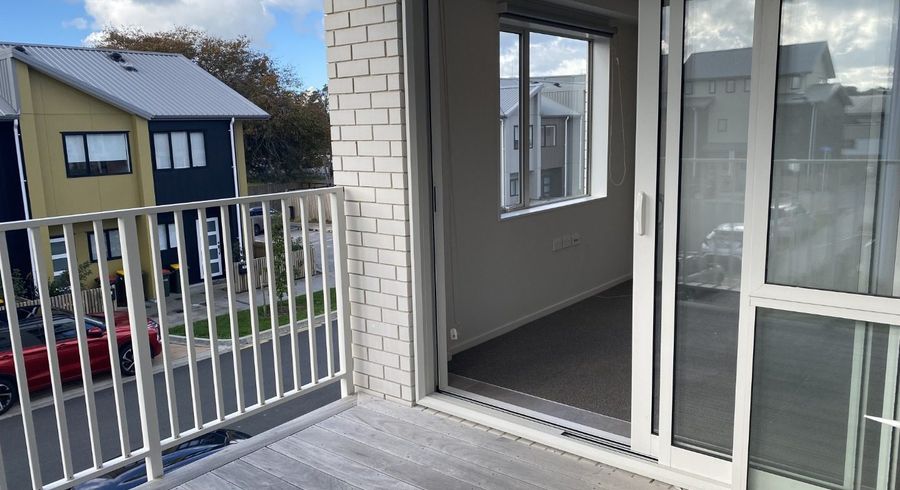  at 104/28A Eileen Newey Place, Henderson, Waitakere City, Auckland