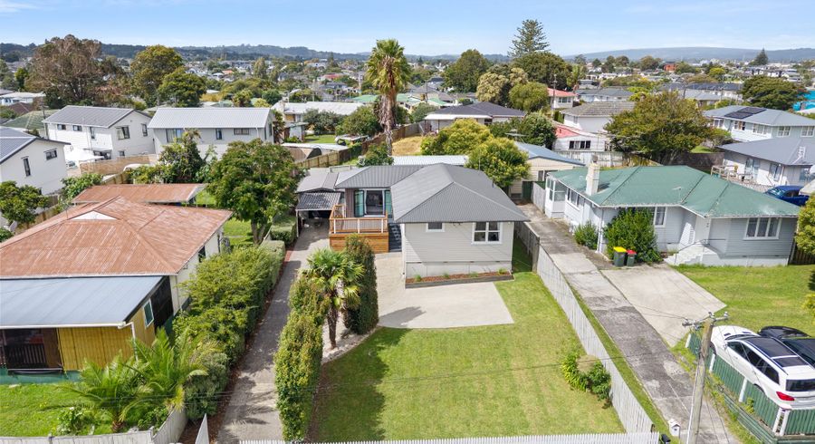  at 14 Claymore Street, Manurewa, Manukau City, Auckland