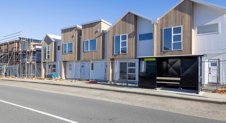  at 3-28 Ruru Lane, Kenepuru, Porirua, Wellington