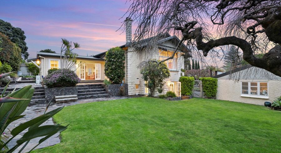 at 384 Devonport Road, Tauranga South, Tauranga