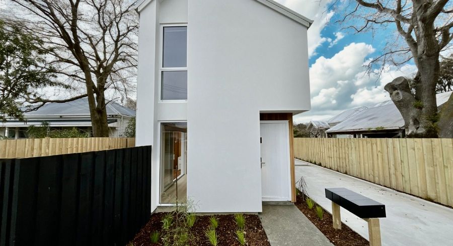  at 98C Geraldine Street, Edgeware, Christchurch City, Canterbury