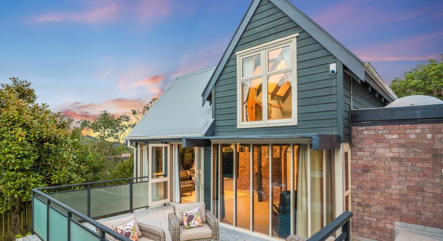  at 5 Newnham Court, Tawa, Wellington