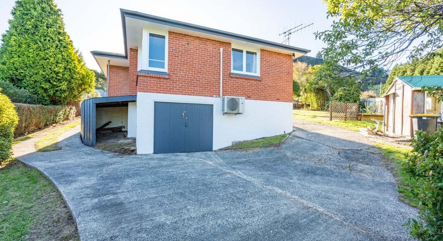  at 122 Manapouri Street, Maia, Dunedin, Otago