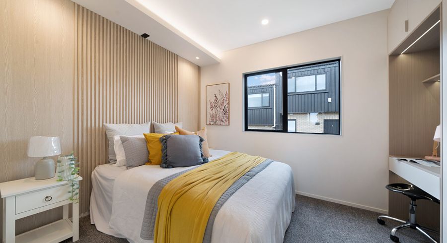  at 10/52 Newington Road, Henderson, Waitakere City, Auckland
