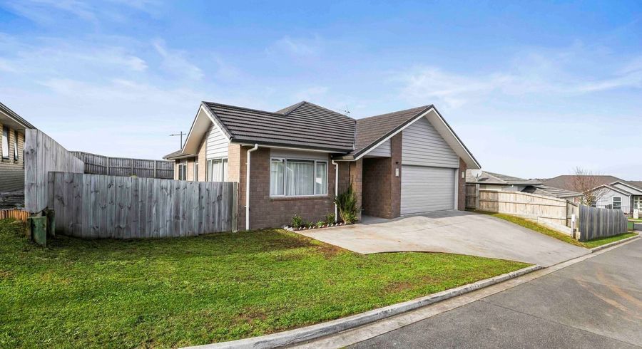  at 43 Longbow Terrace, Flagstaff, Hamilton