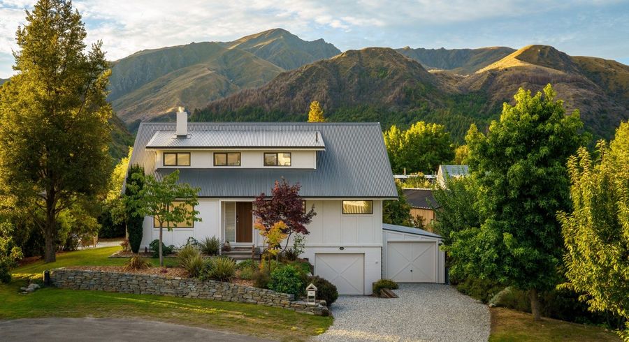  at 10 Pritchard Place, Arrowtown, Queenstown-Lakes, Otago
