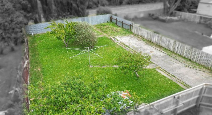  at 33 Moohan Street, Wainuiomata, Lower Hutt