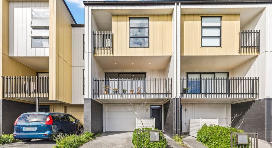  at 43 Bonnette Road, Flat Bush, Manukau City, Auckland