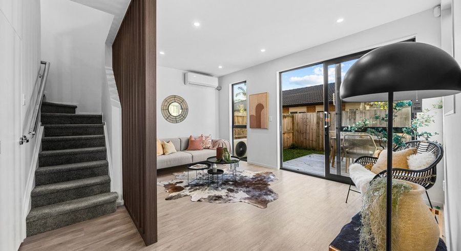  at 113 Te Atatu Road, Te Atatu South, Waitakere City, Auckland