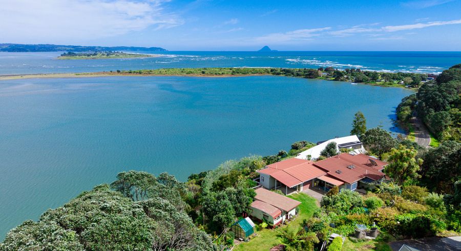  at 11 and 11A Kuaka Lane, Ohiwa, Opotiki, Bay Of Plenty