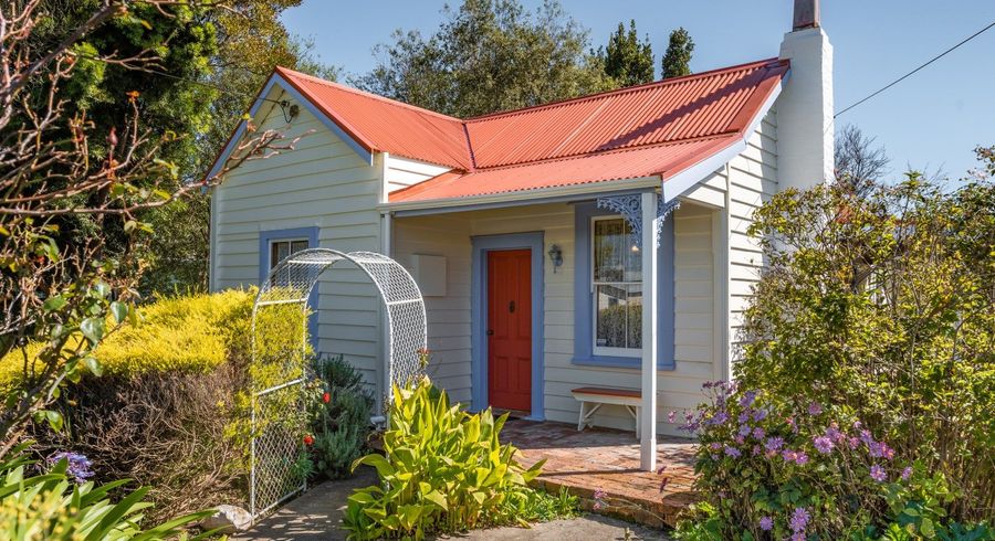  at 17 Cambridge Road, Martinborough