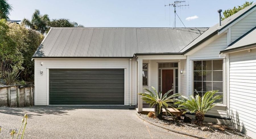  at 111 Kaitemako Road, Welcome Bay, Tauranga, Bay Of Plenty