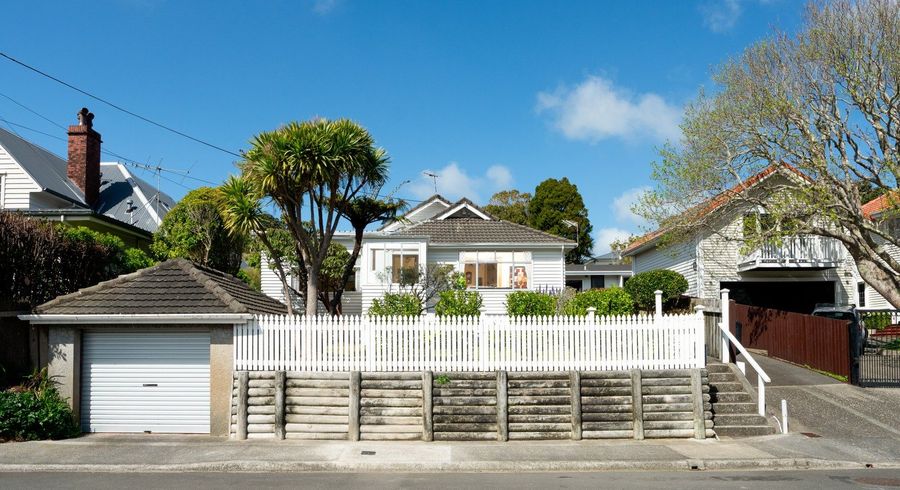  at 23 Friend Street, Karori, Wellington