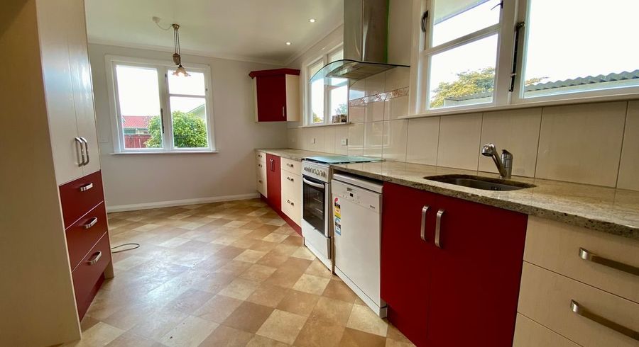  at 7 Exeter Crescent, Takaro, Palmerston North, Manawatu / Whanganui