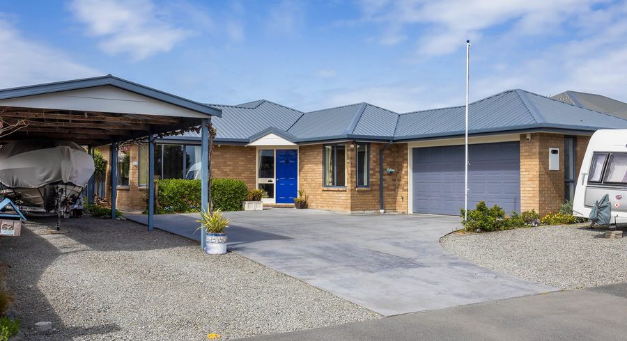  at 62 Aston Drive, Waimairi Beach, Christchurch