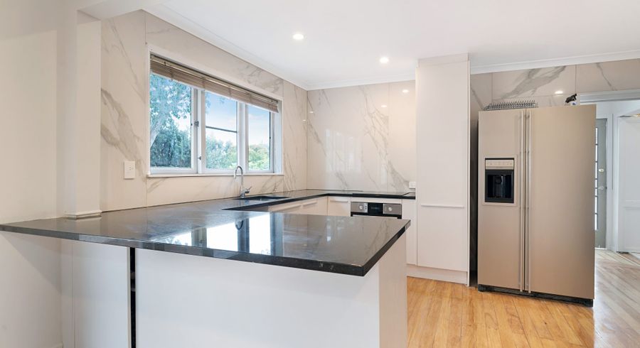  at 1/110 Lynwood Road, New Lynn, Waitakere City, Auckland